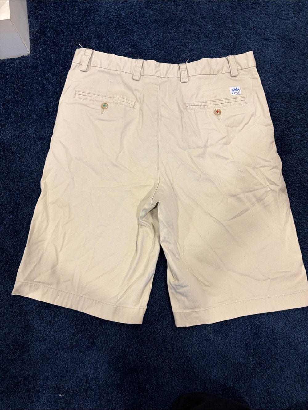 Southern Tide Cream Flat-Front Boys Shorts